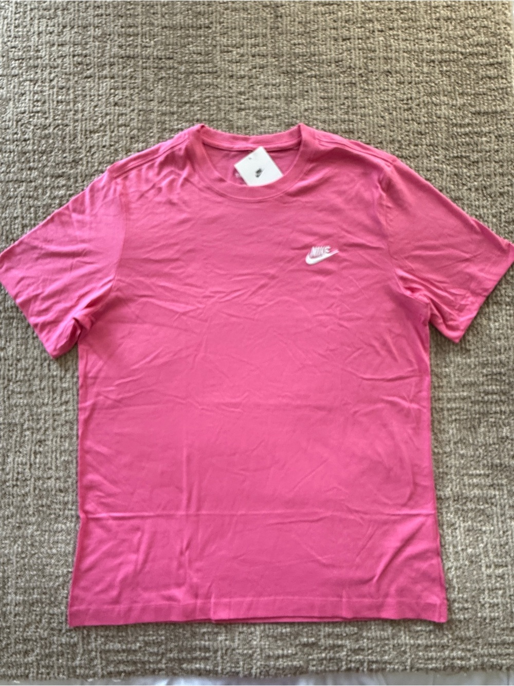 NWT Nike Sportswear Club Fleece Small Logo Pink T-Shirt Men's Large